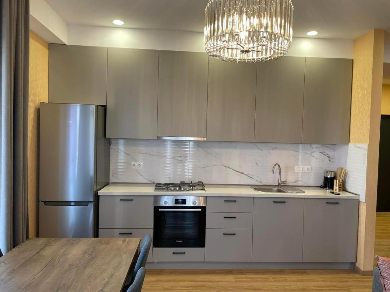 Tbilisi Hilton Apartment Eksteriør billede