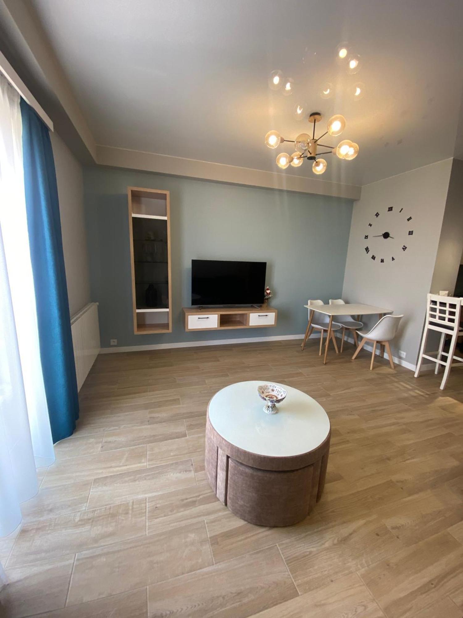 Tbilisi Hilton Apartment Eksteriør billede