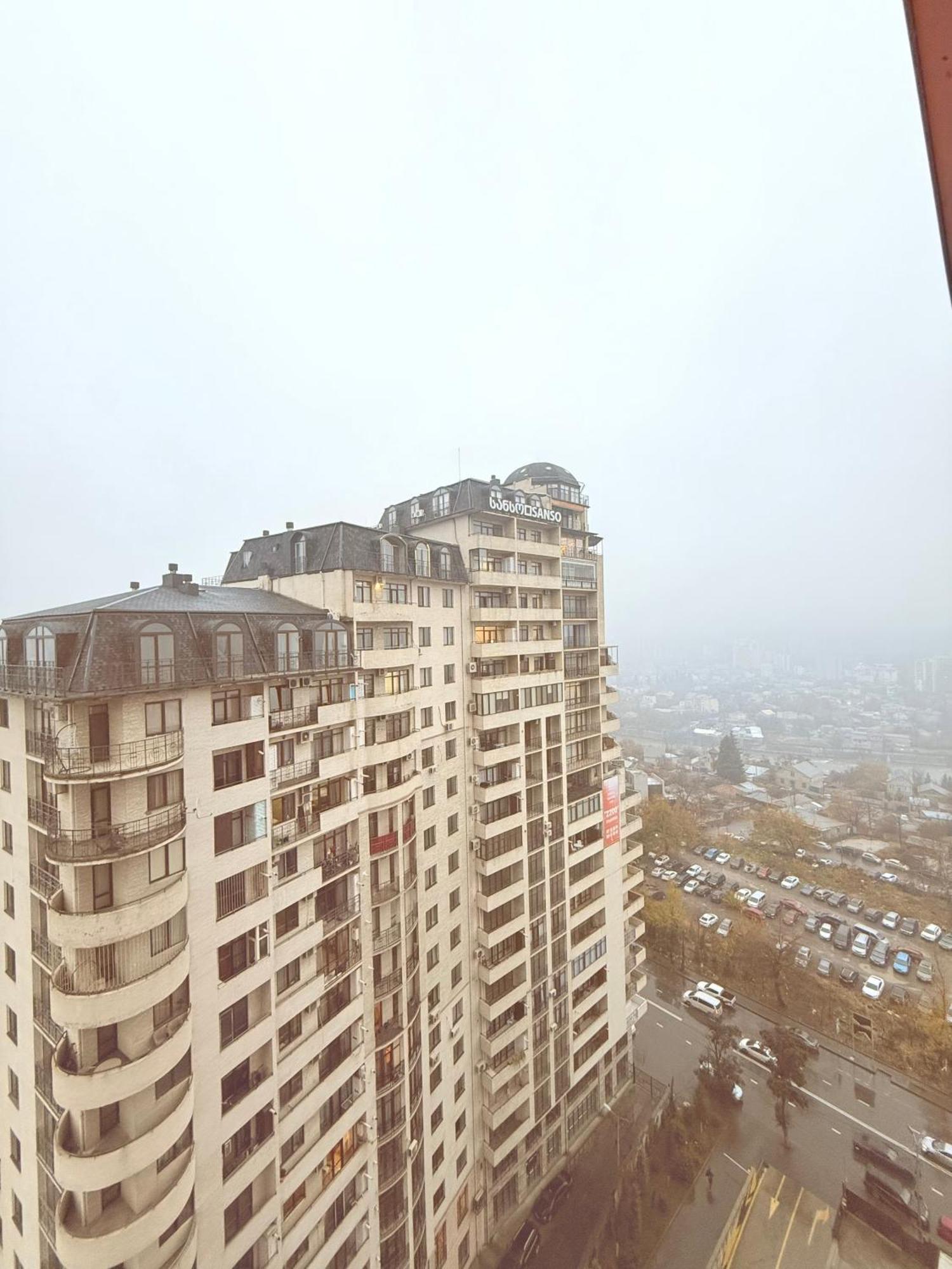 Tbilisi Hilton Apartment Eksteriør billede